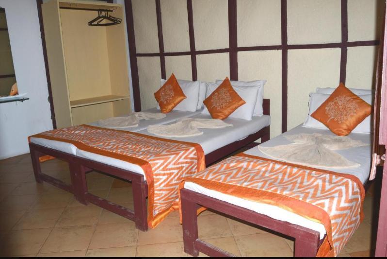 Banani Resort By Wb Inn Gosāba Екстериор снимка